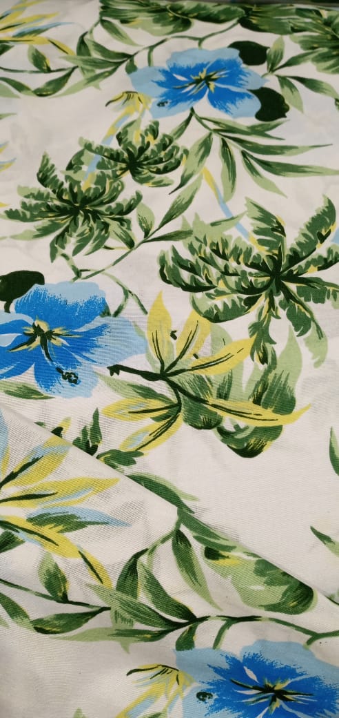 imagen de Batista estampada flores azul y hojas verdes