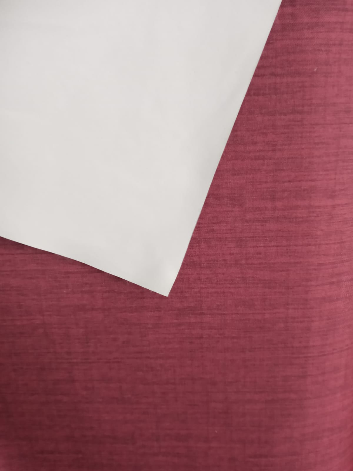 imagen de Black Out Vinilico Jaspeado Bordo