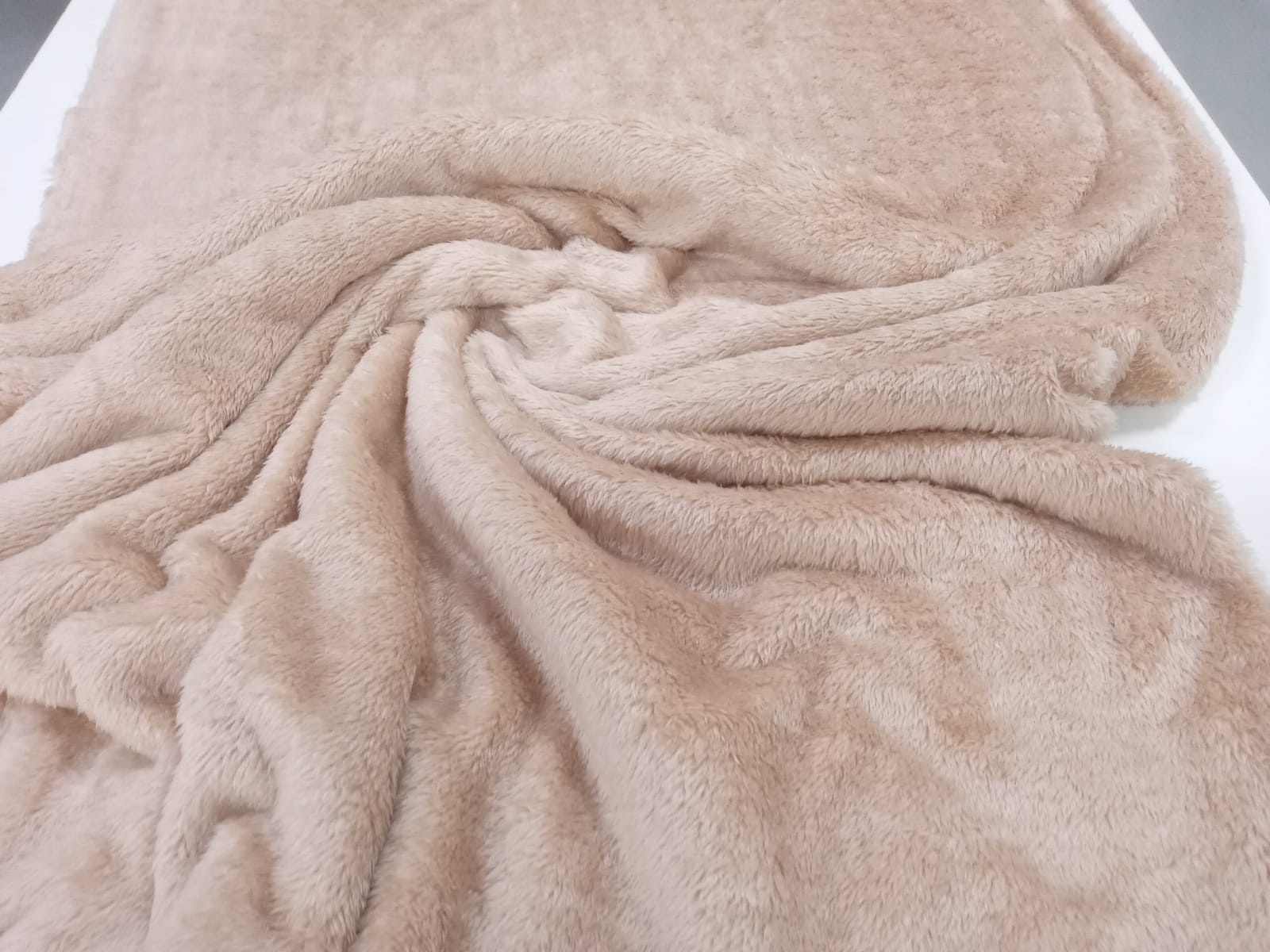 imagen de Corderito soft doble beige