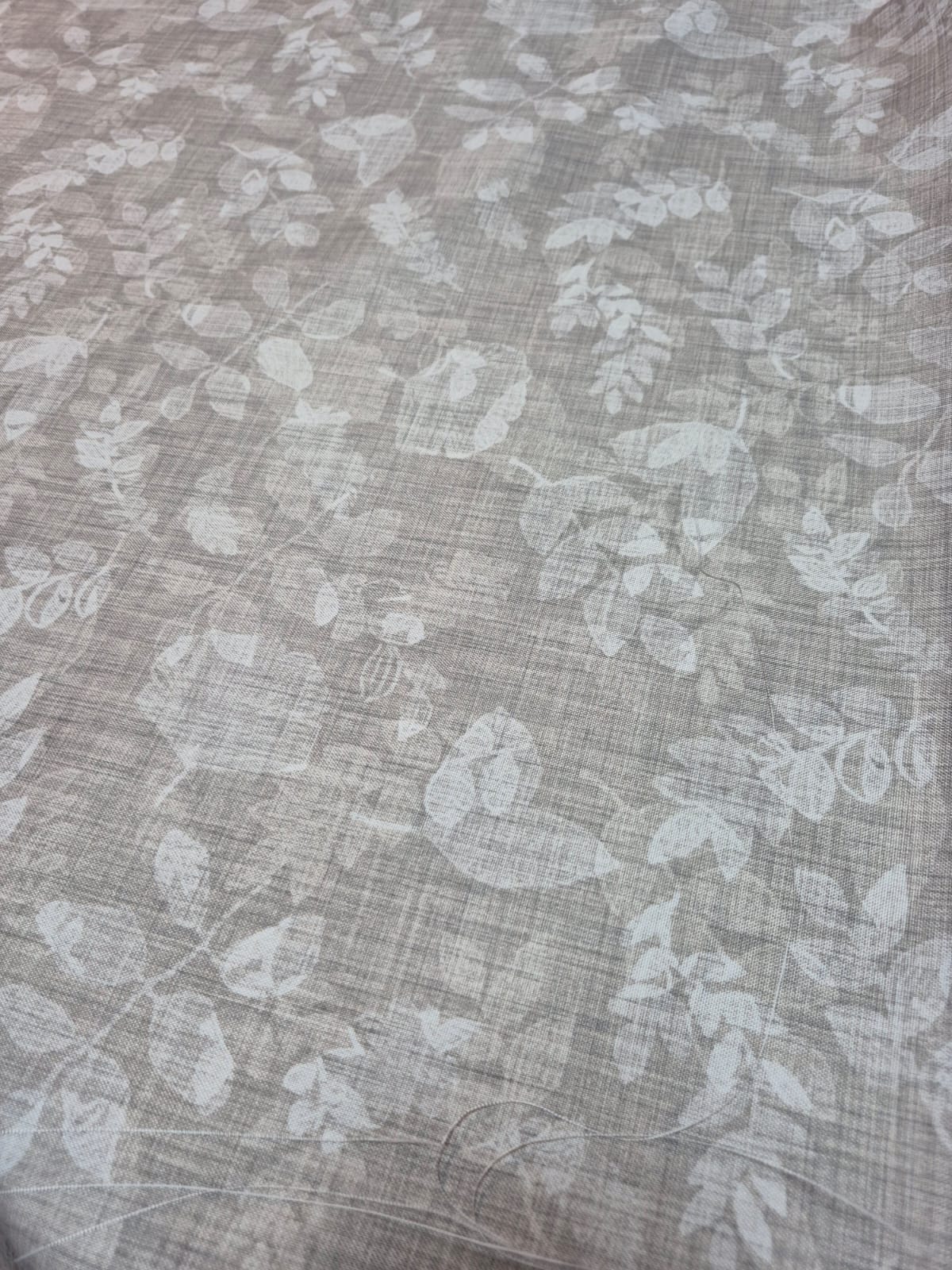 imagen de Gabardina acrilica base beige