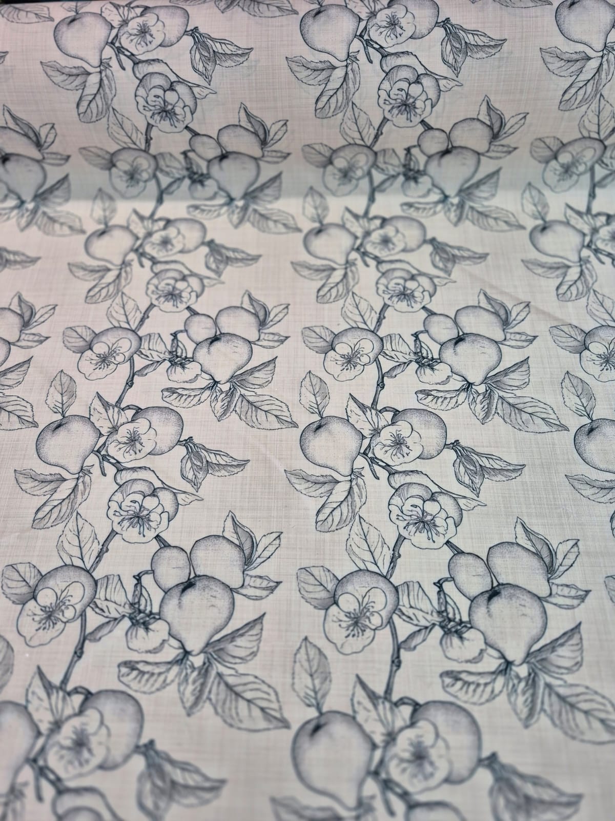 imagen de Gabardina acrilica higos