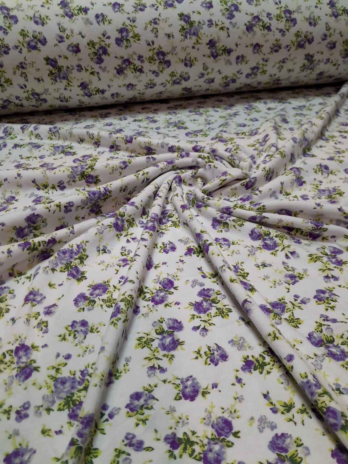 imagen de Interlock estampado florcita lila