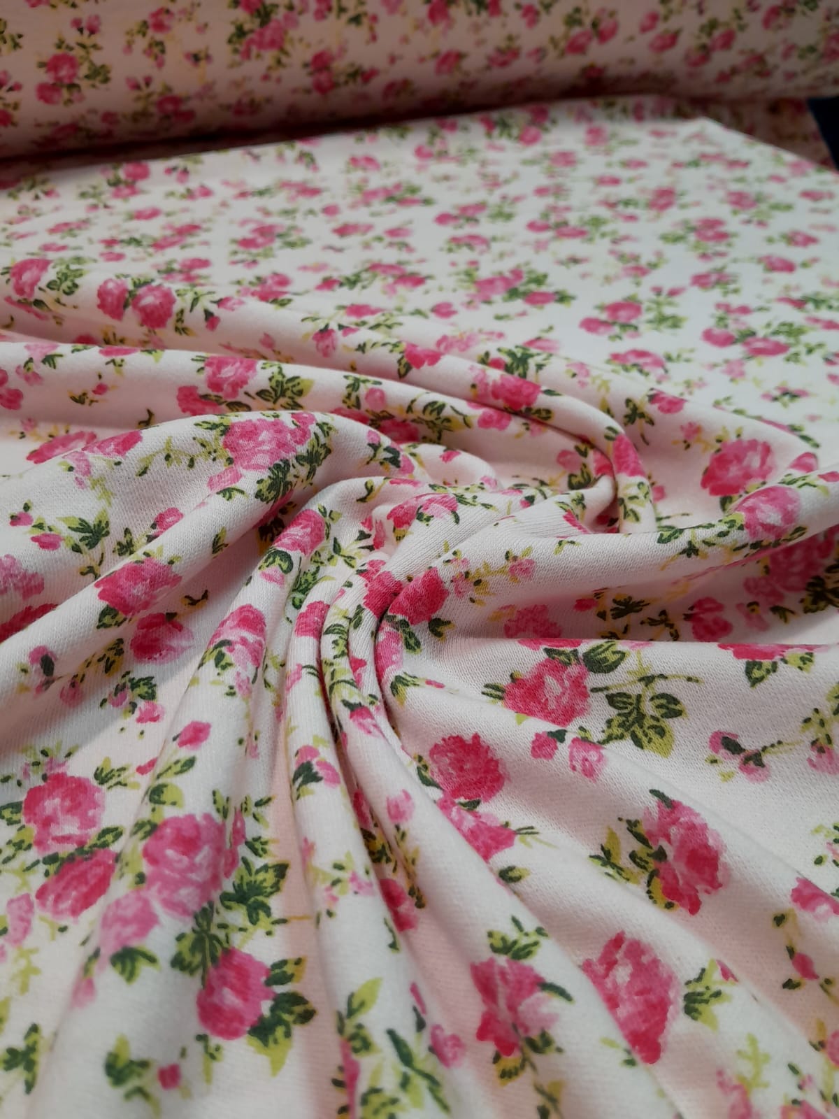 imagen de Interlock estampado florcita fucsia