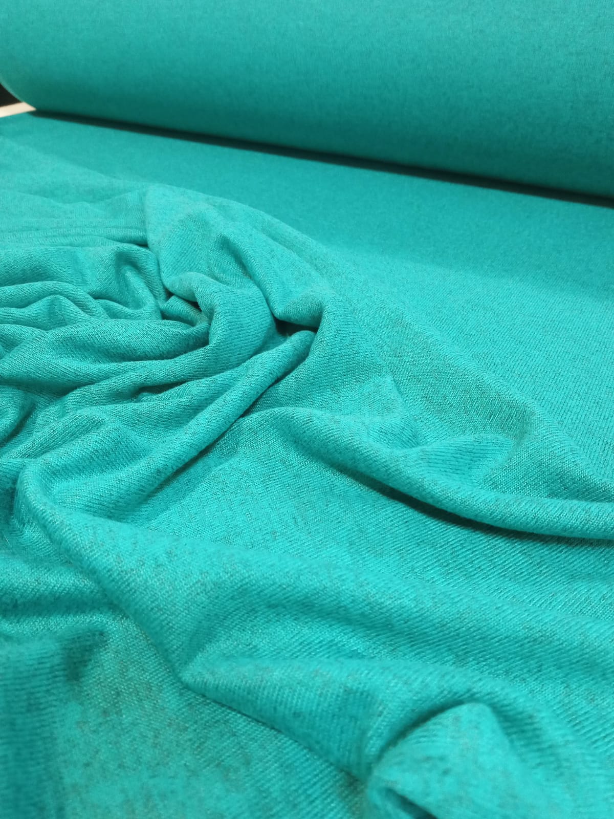 imagen de Lanilla jaspeada petroleo