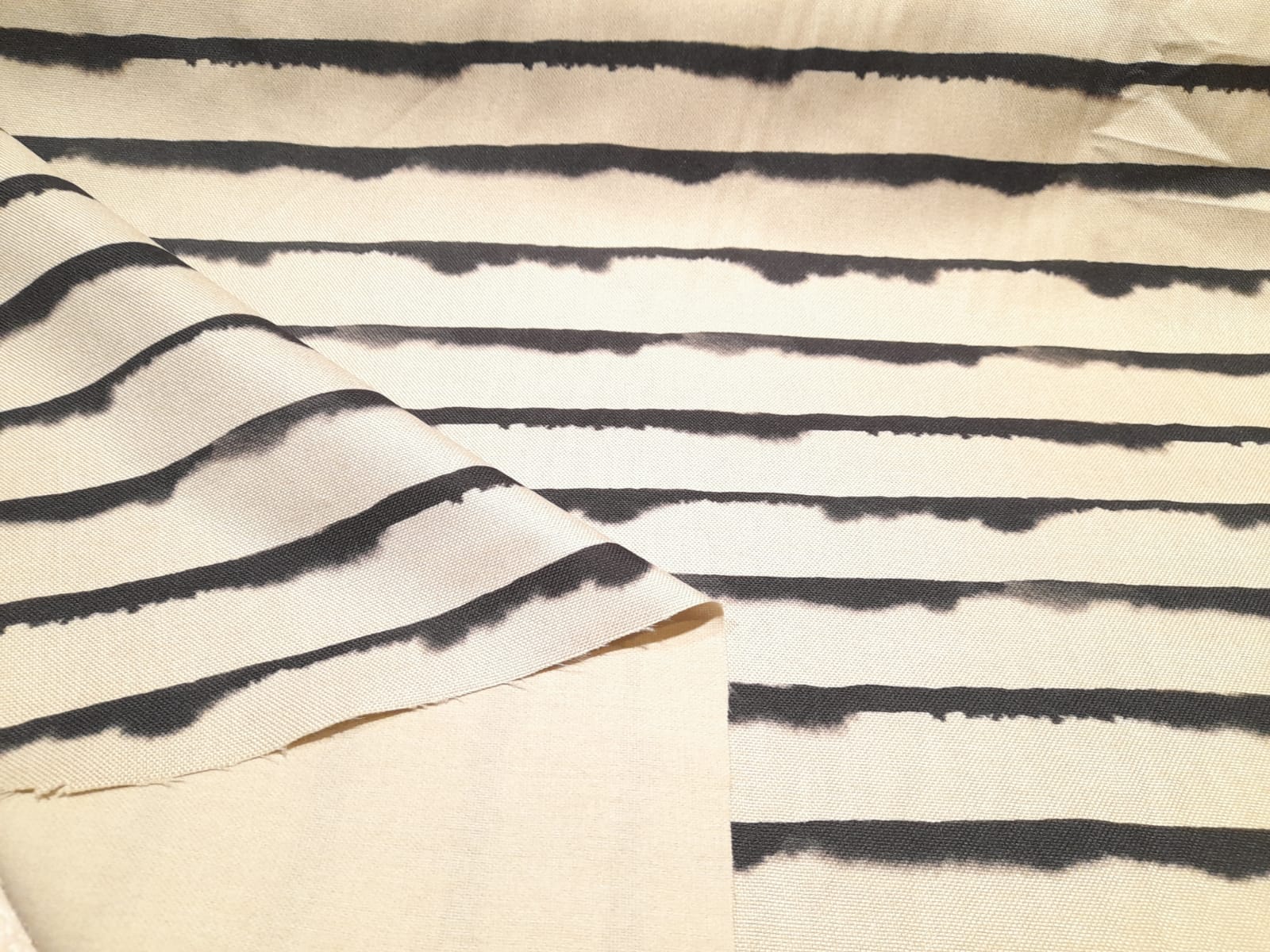 imagen de Lino de tapicería Raya nube