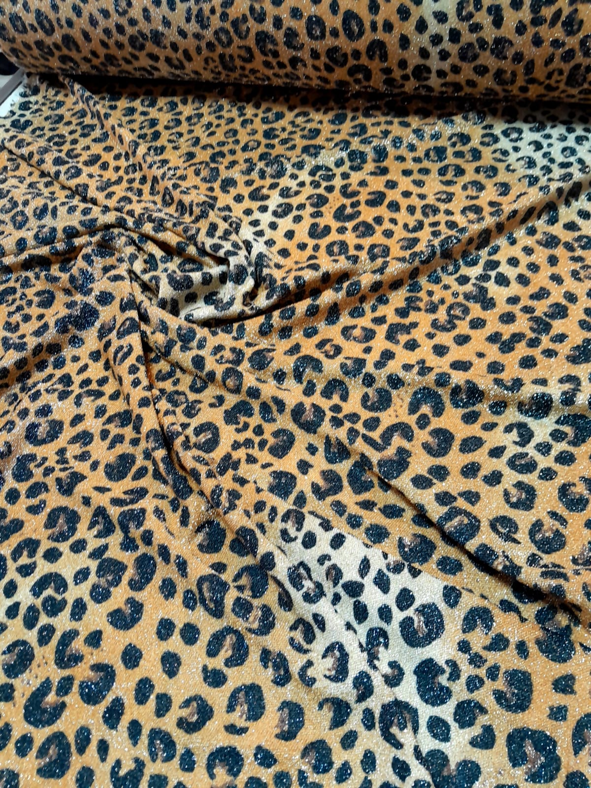 imagen de Lurex con lycra animal print