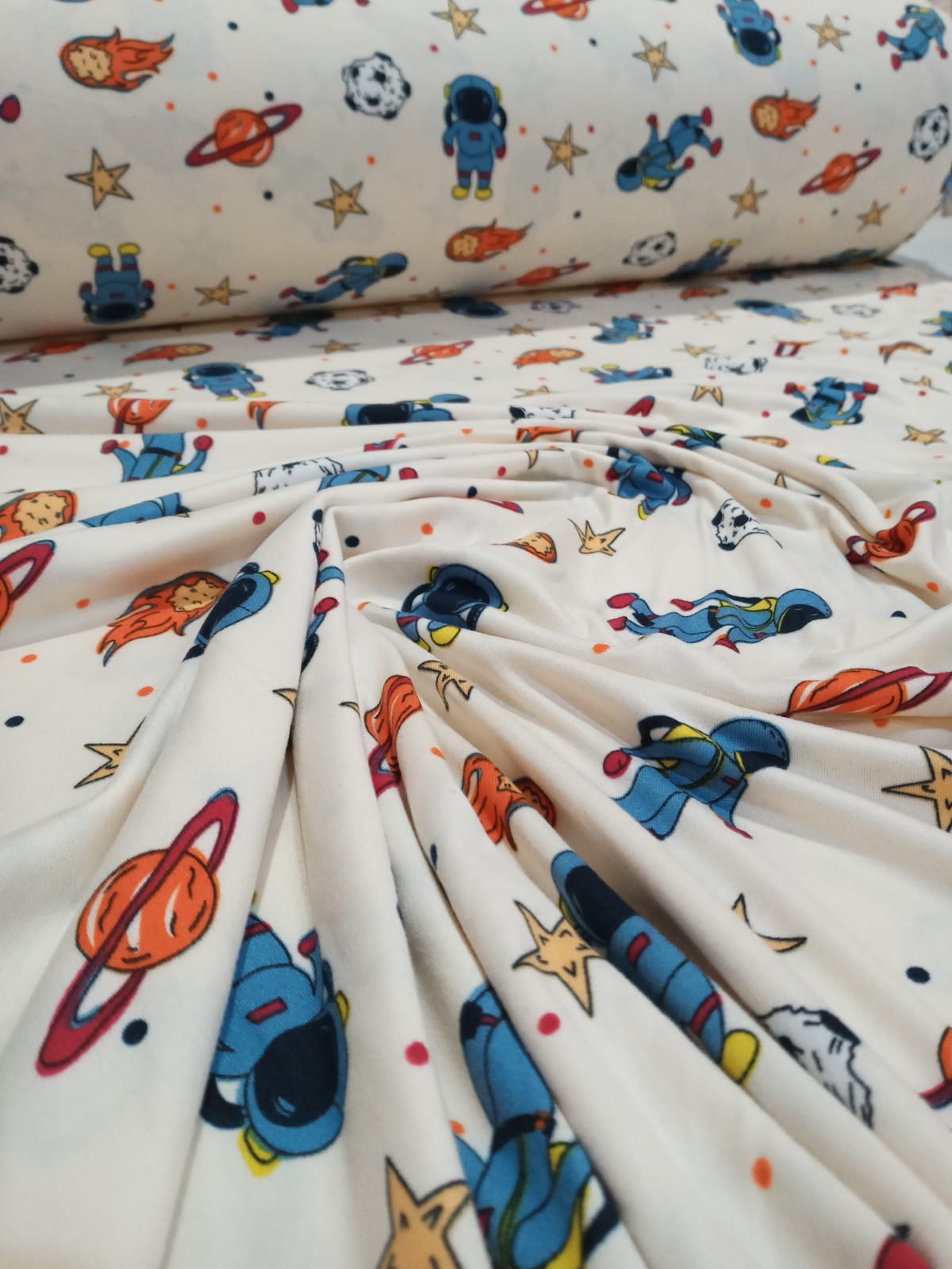 imagen de Modal soft estampado astronautas