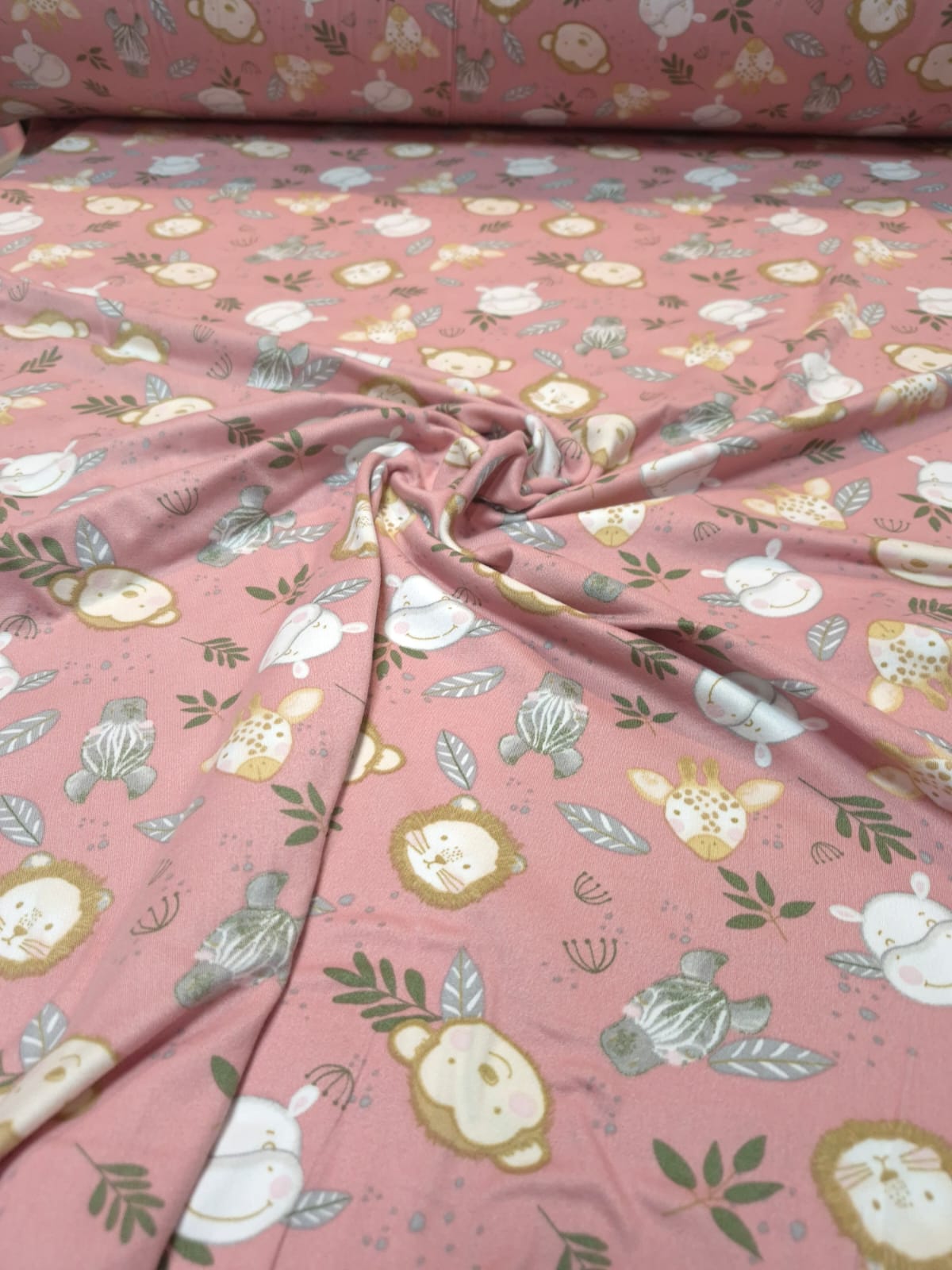 imagen de Modal soft estampado animalitos rosa