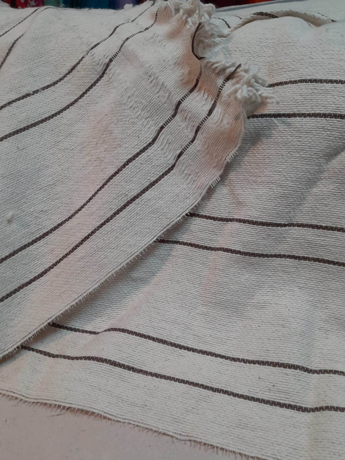 imagen de Pabilo manta rustica crudo con lineas marron