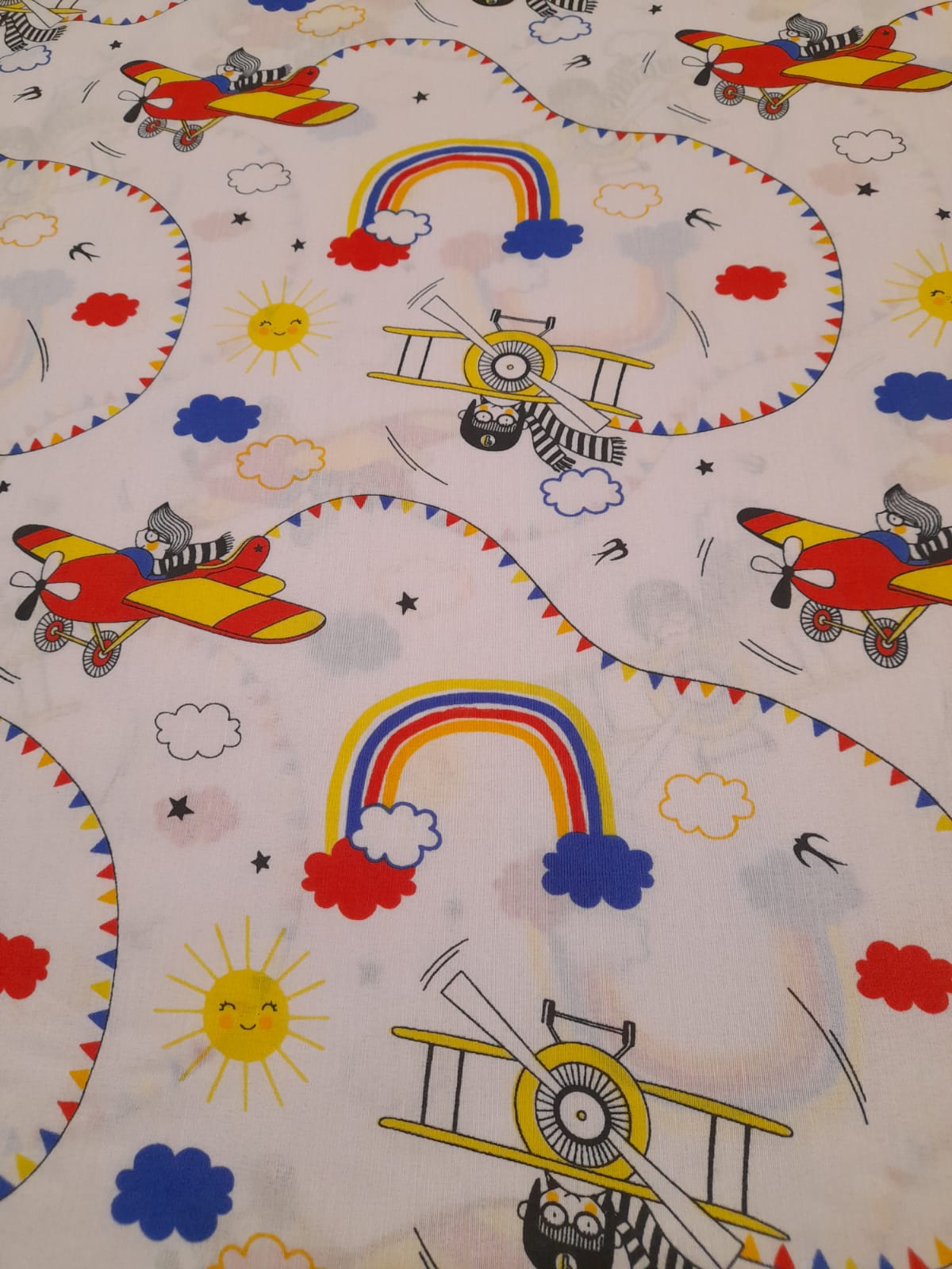 imagen de Sabanita infantil aviones y arcoíris