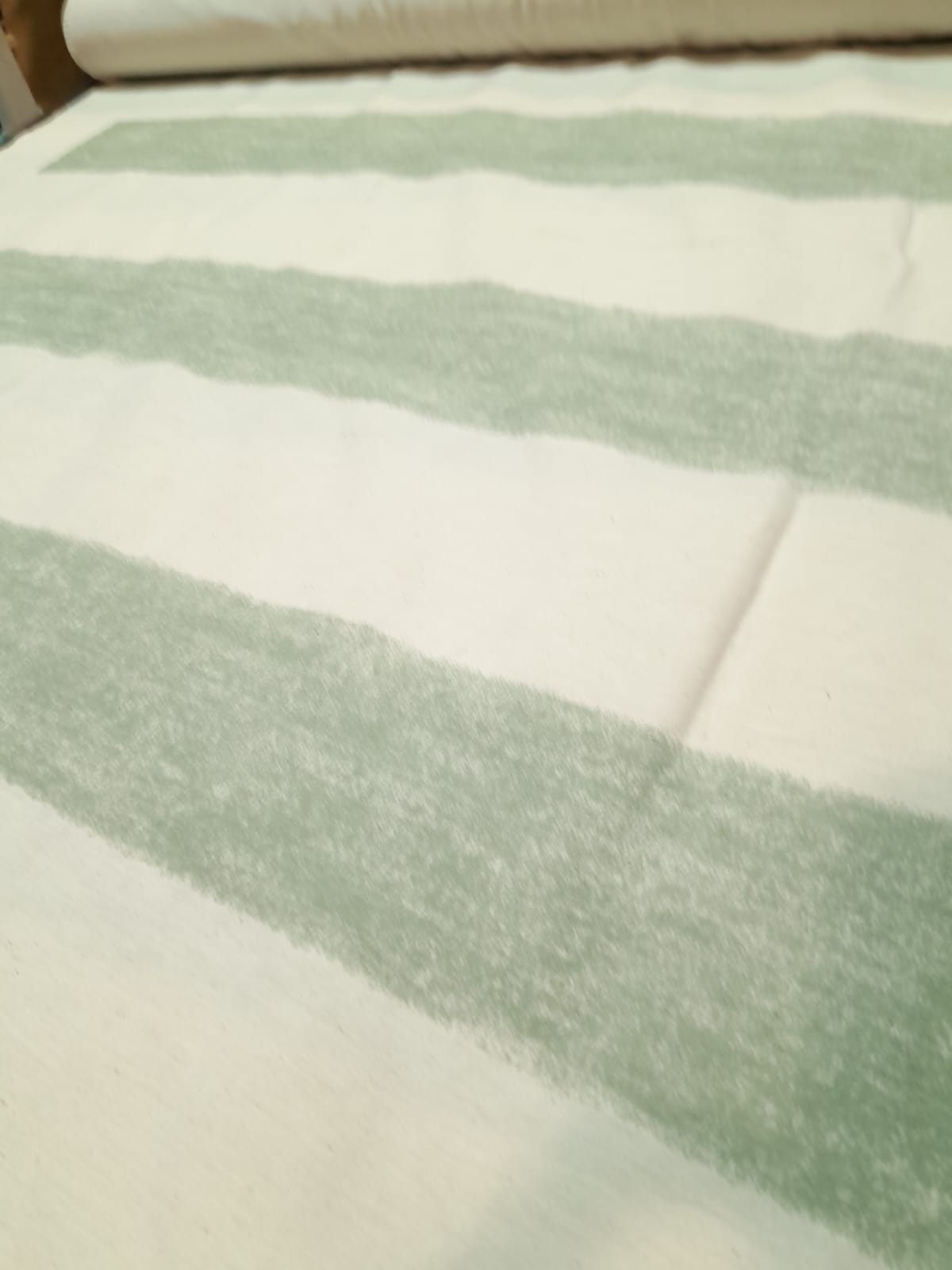 imagen de Tussor estampado raya verde ancha