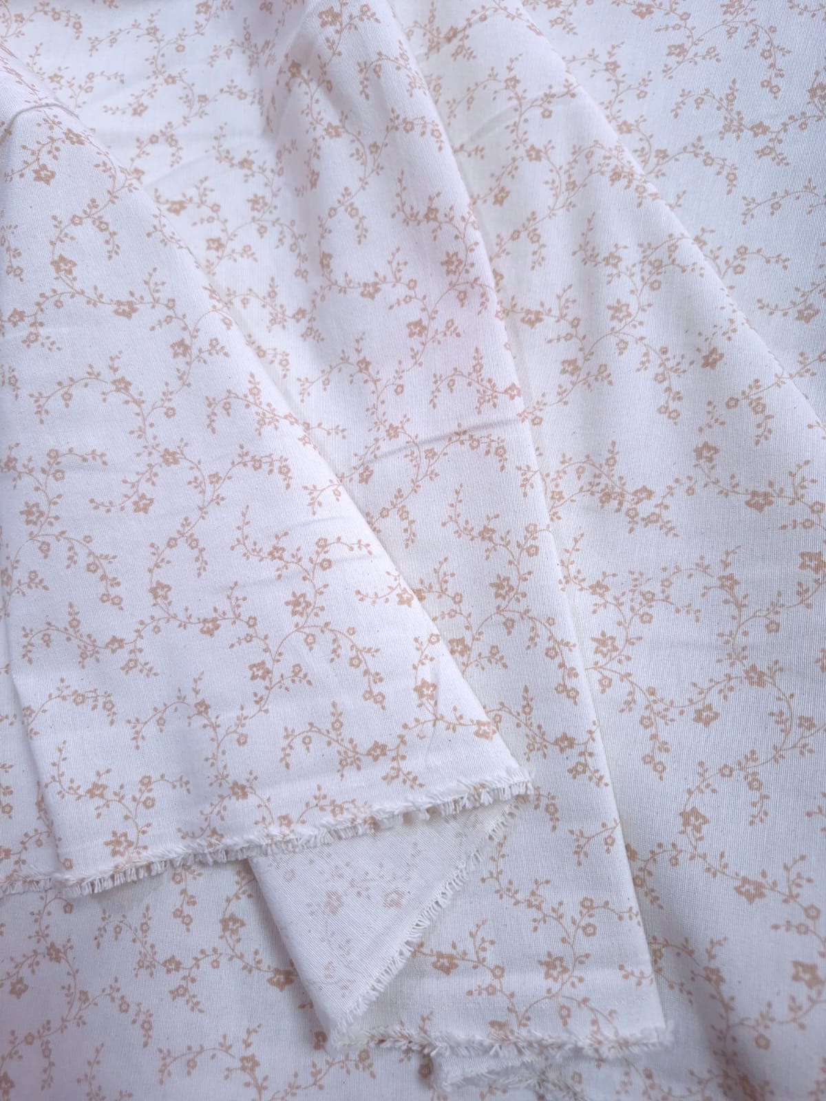 imagen de Tussor estampado flor pequeña rosa viejo