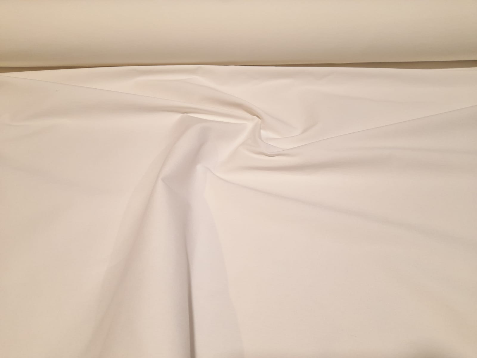 imagen de Bengalina elastizada blanco tiza