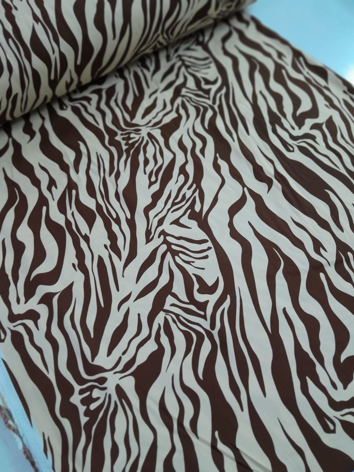 imagen de Fibrana estampada cebra marron