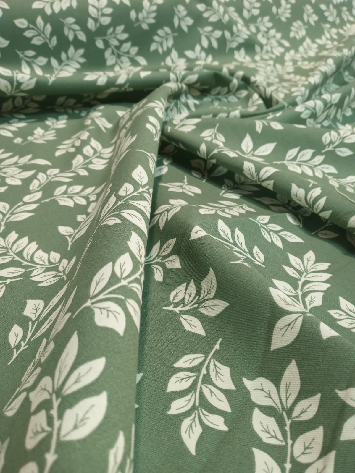 imagen de Gabardina Roma verde malva