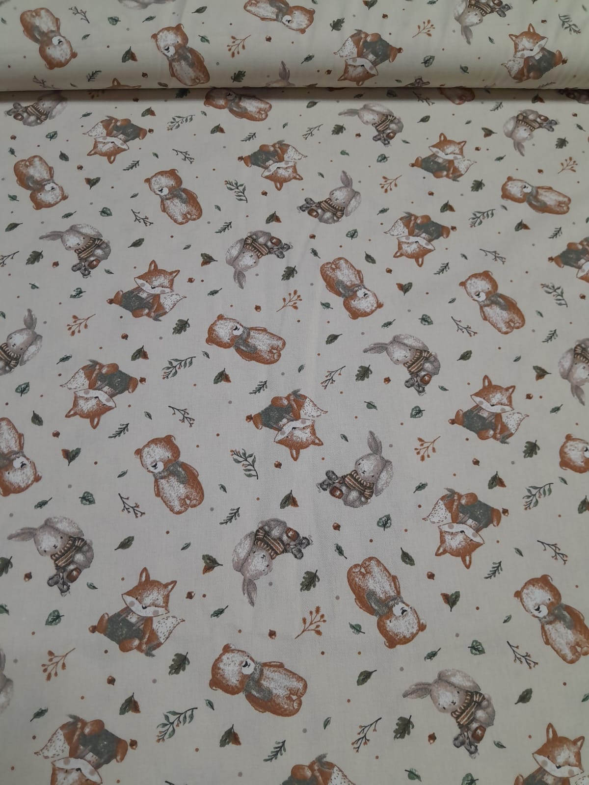 imagen de Gabardina oso con bufanda natural