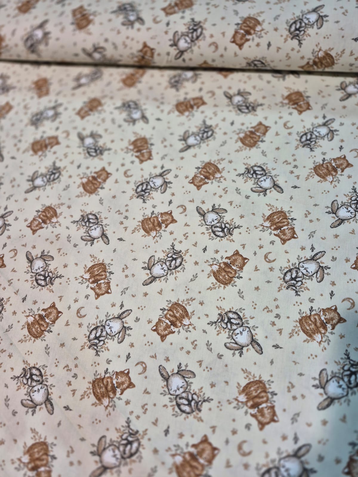 imagen de Gabardina Forest malva