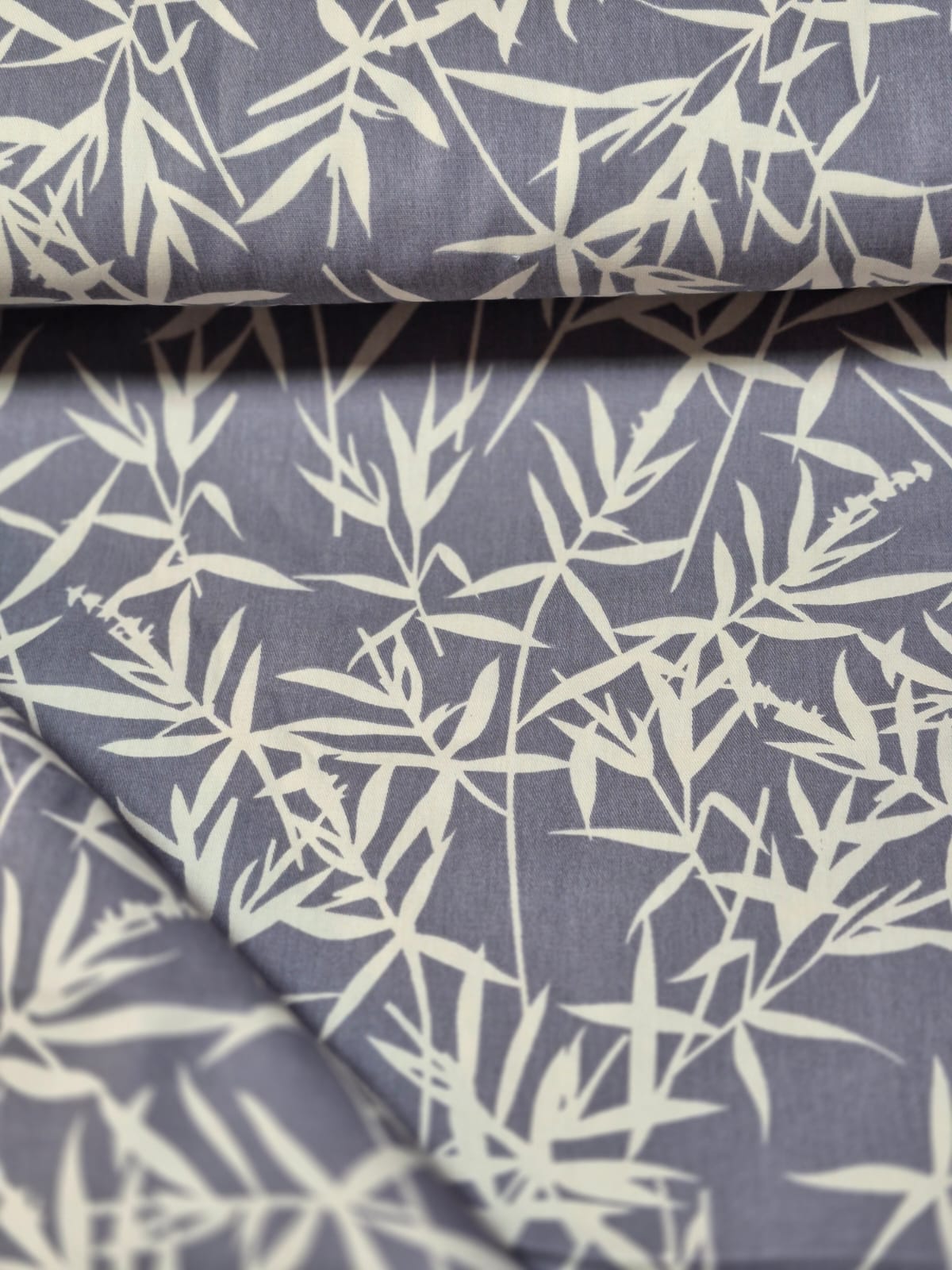 imagen de Gabardina bamboo gris