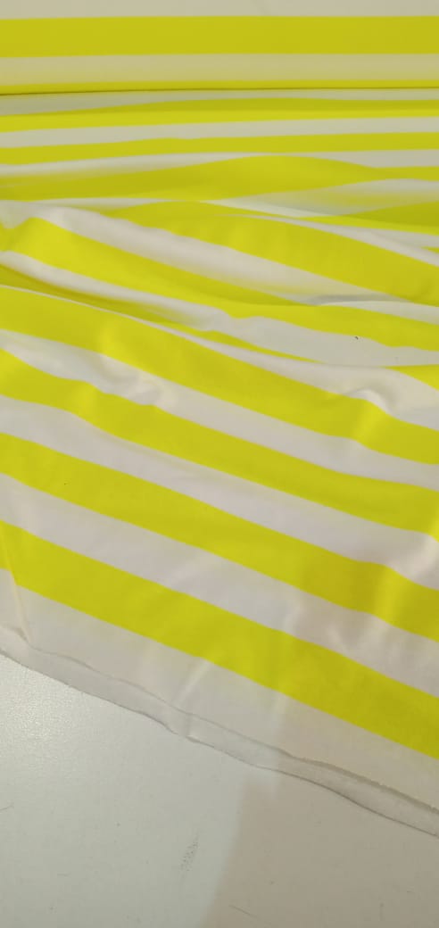 imagen de Jersey de algodón estampado rayado amarillo fluo y blanco