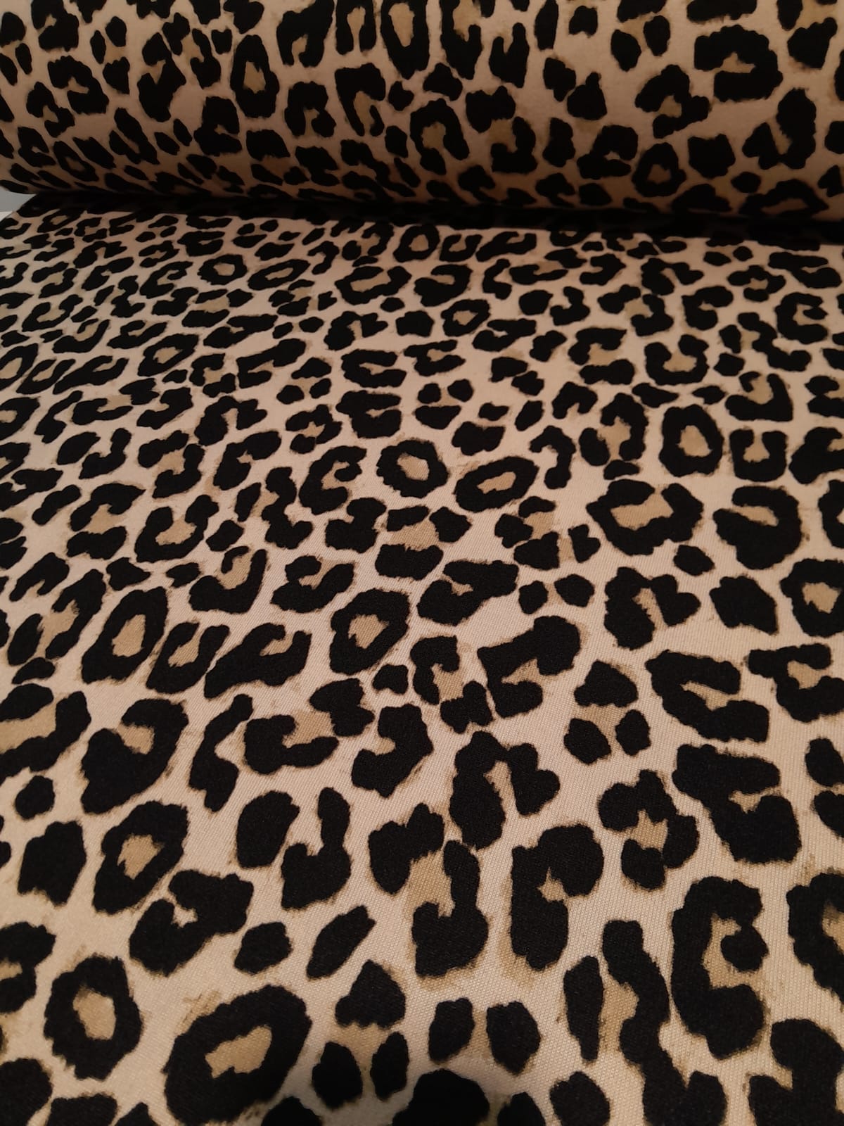 imagen de Lanilla estampada animal print marrones