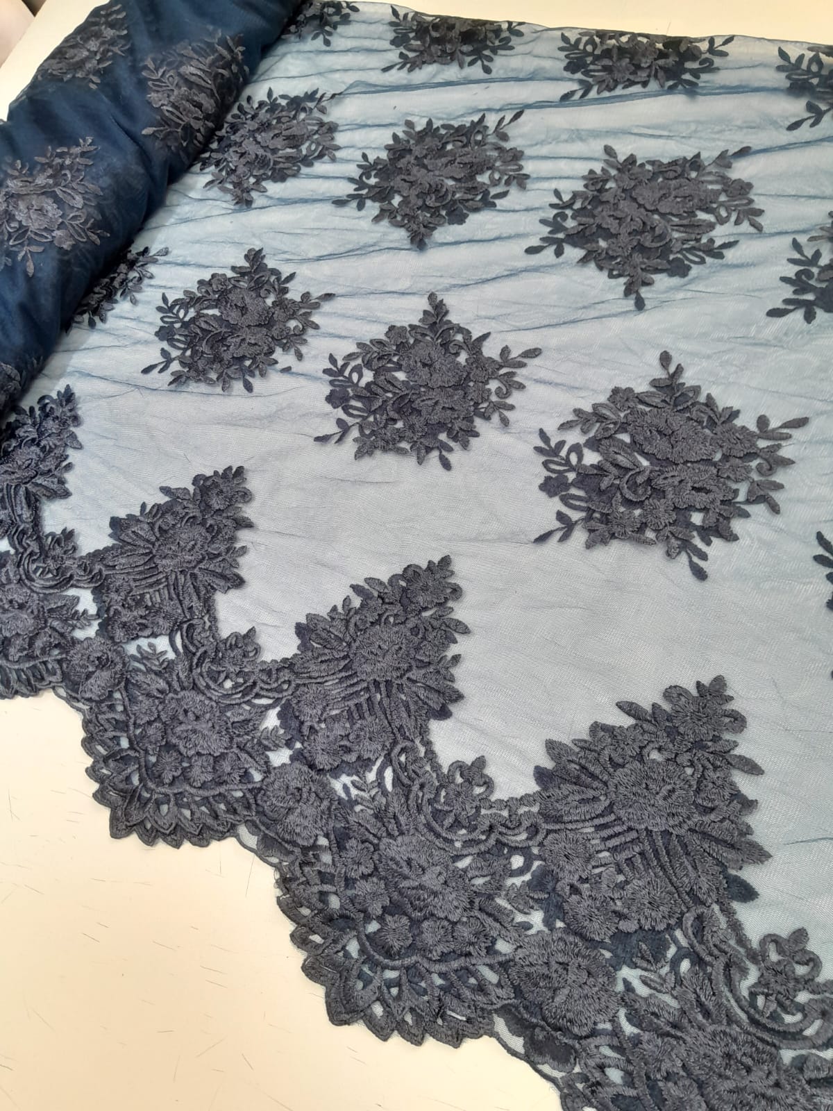 imagen de Microtul bordado azul marino 02