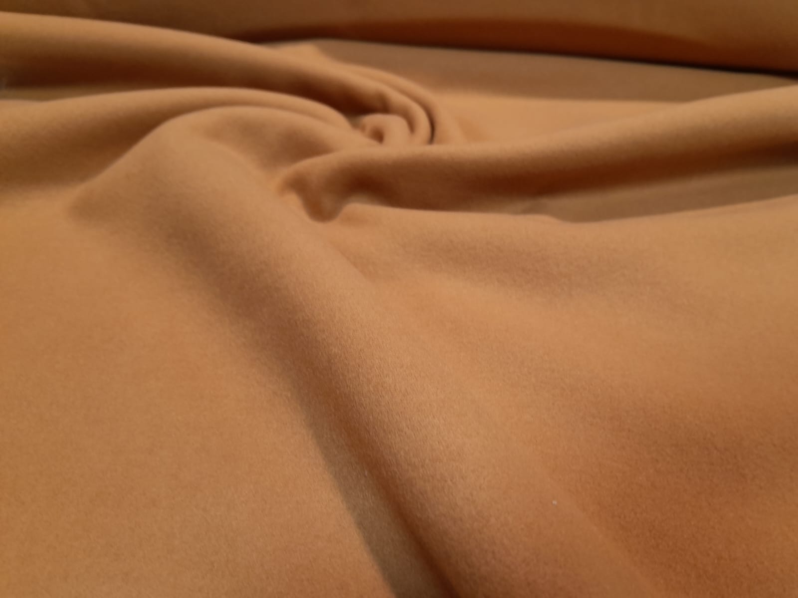 imagen de Paño de vestir camel