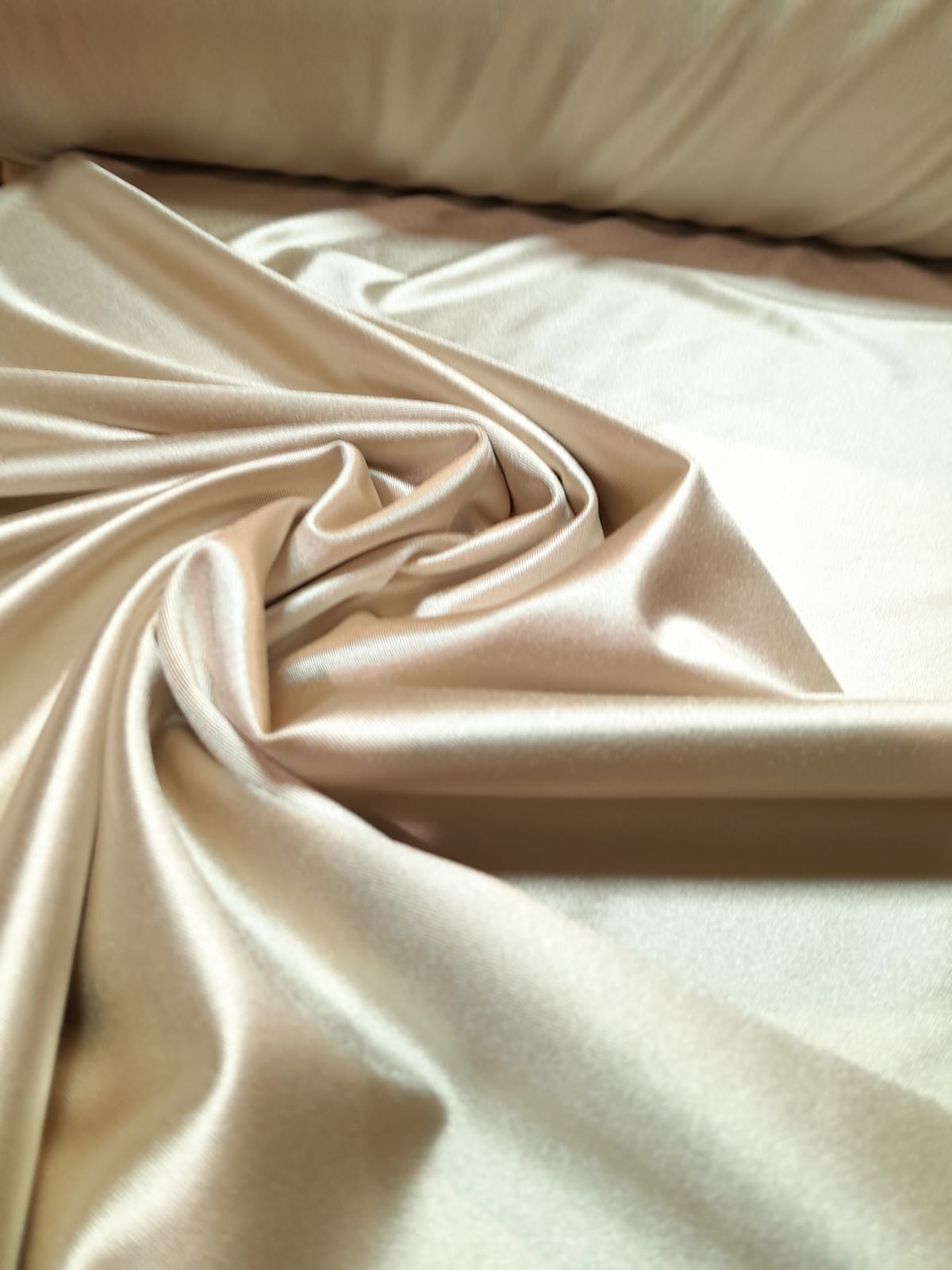 imagen de Saten de punto beige