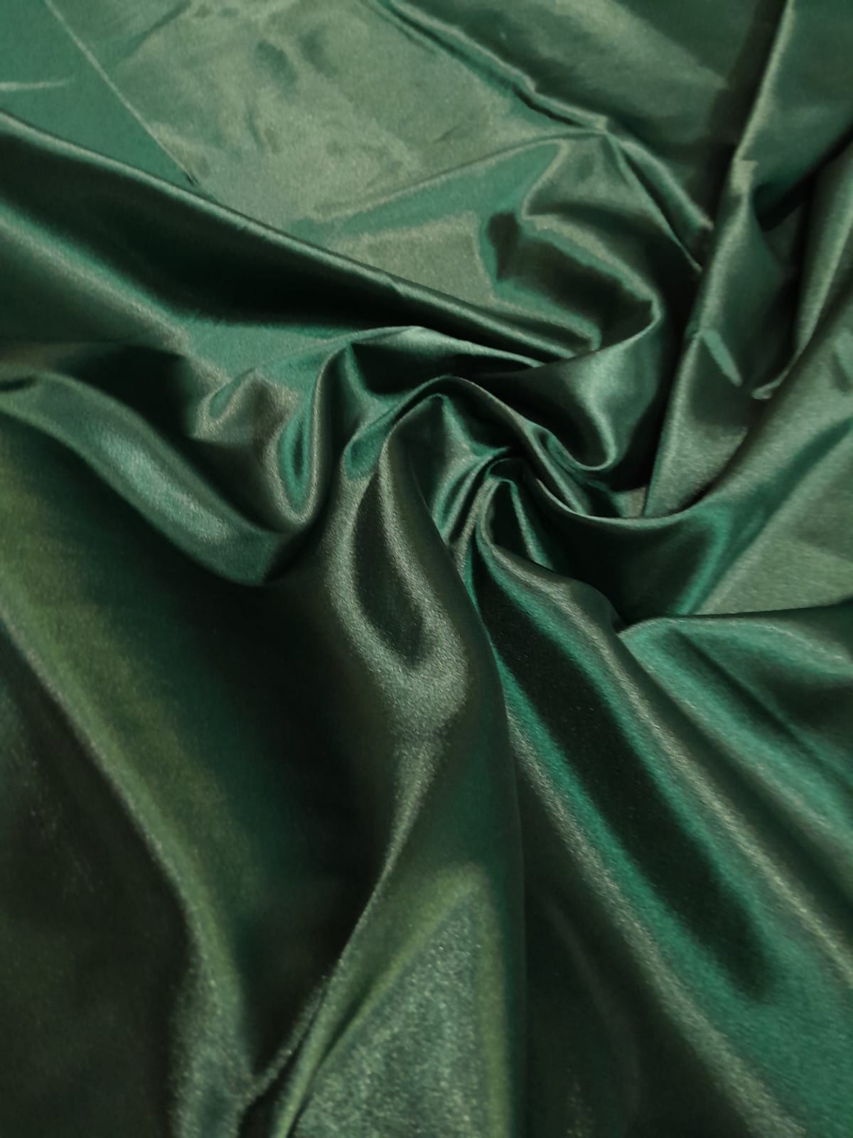 imagen de Saten elastizado verde ingles