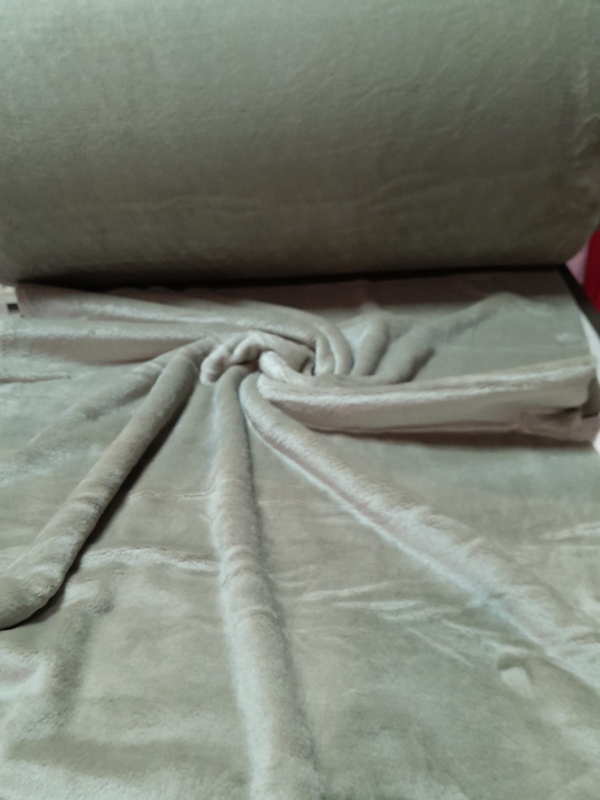 imagen de Polar soft liso verde cemento